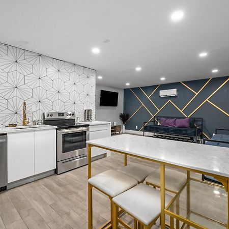 Comfortable 2Br Uptown Escape With Free Park Houston Esterno foto