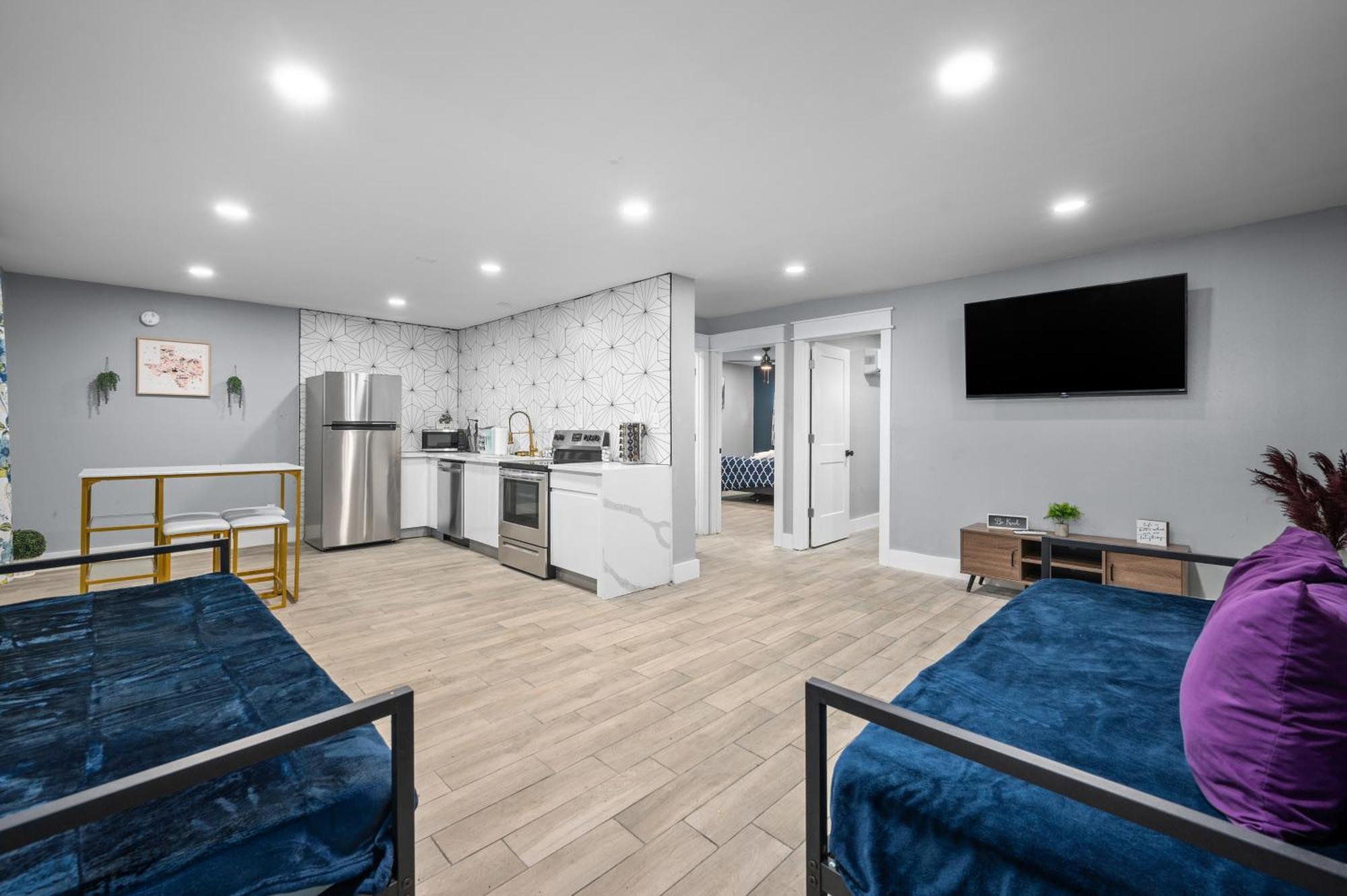 Comfortable 2Br Uptown Escape With Free Park Houston Esterno foto